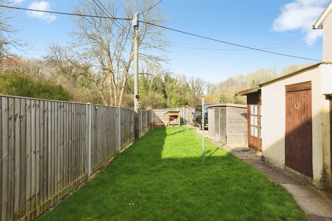 13, Meadow Road, SALISBURY photo 3