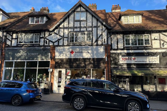 Retail premises to let in 11 Market Place, Chalfont St. Peter, Buckinghamshire