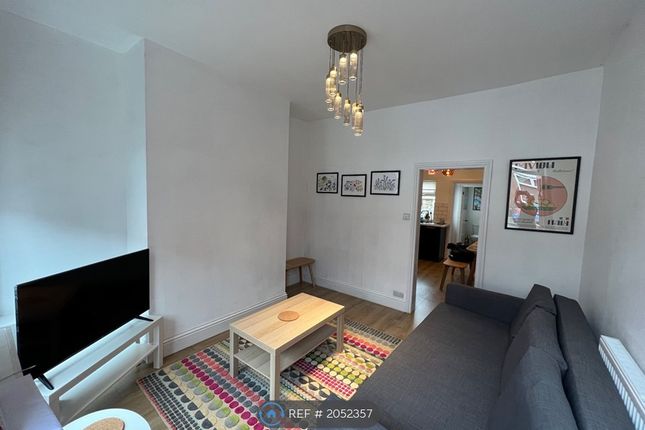 Thumbnail Terraced house to rent in Beaconsfield Road, Altrincham