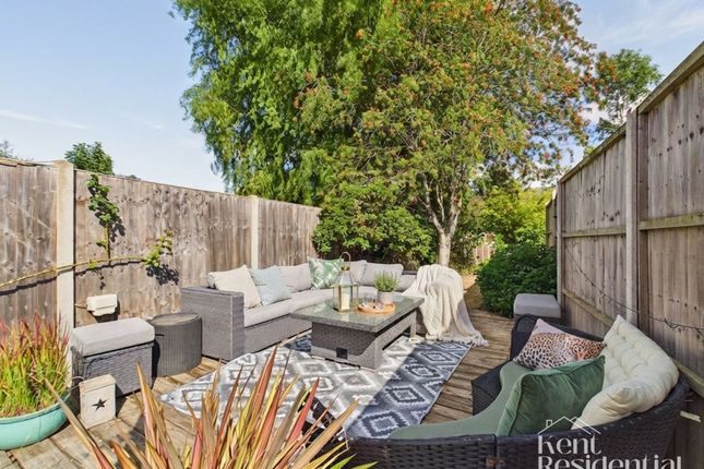 4 Spring Grove Cottages Goudhurst Road, Tonbridge photo 4