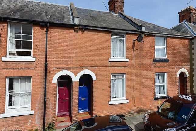 Terraced house to rent in York Road, Canterbury