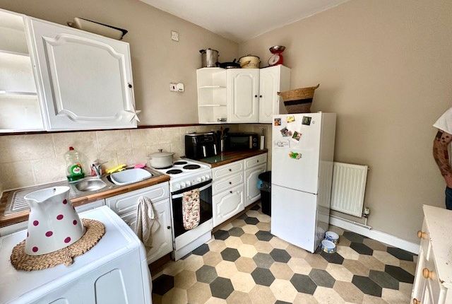 16, Grange Lane, BARNSLEY photo 3