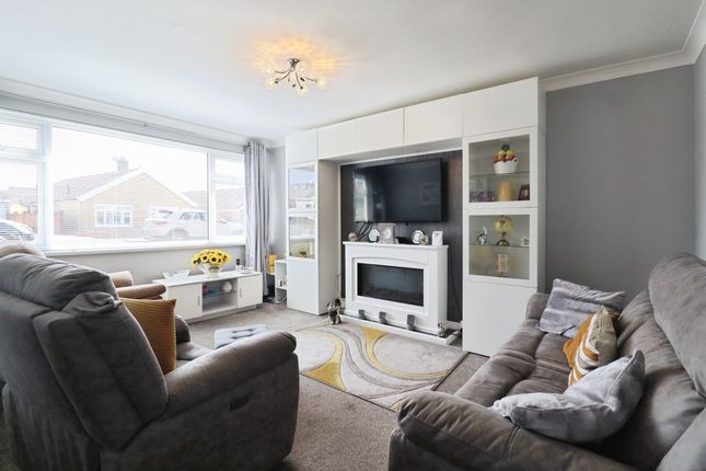 55, Minehead Avenue, Penarth photo 3