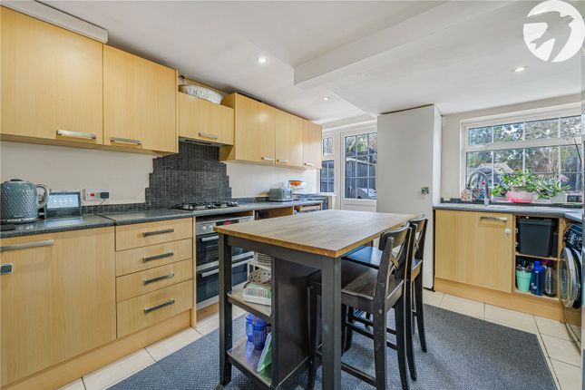 209, Swanley Lane, Kent photo 4