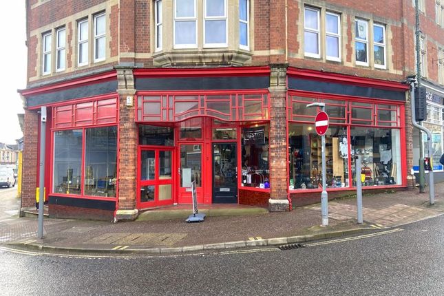 Retail premises to let in Torquay Road, Paignton
