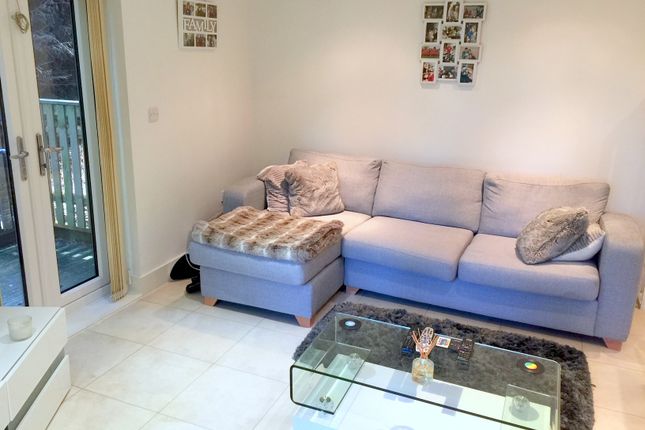 Flat 1 THE EDGE, Mount Harry Road, Sevenoaks photo 3