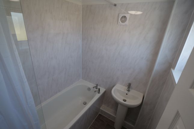 15, Connaught Road, Haverhill photo 5