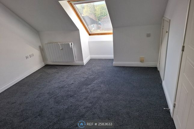 Camellia Drive, Warminster photo 2