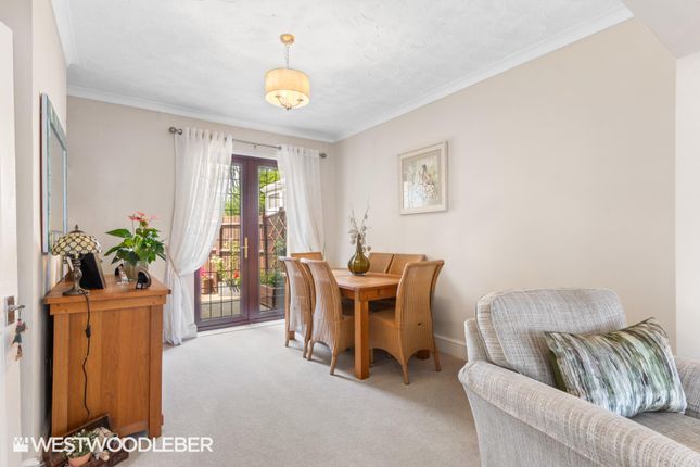 206, Stanstead Road, Hoddesdon photo 4