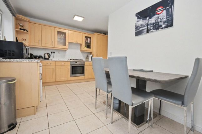 9, Baring Gould Way, Wakefield photo 3