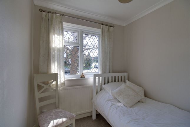 Terraced house for sale in Rosehill, Billingshurst