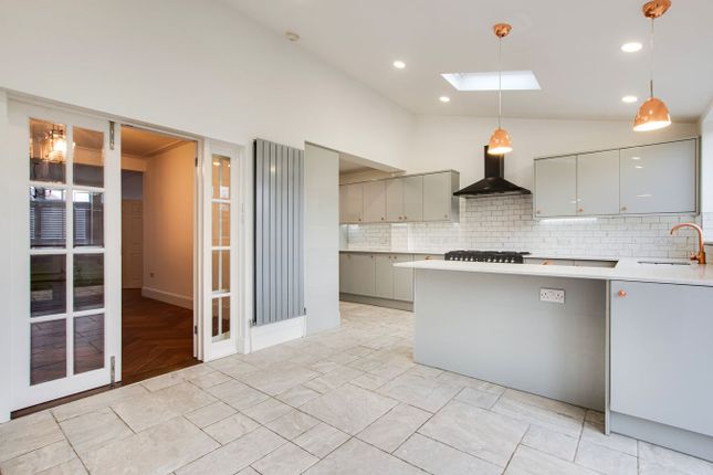 882, Sidcup Road, London photo 4
