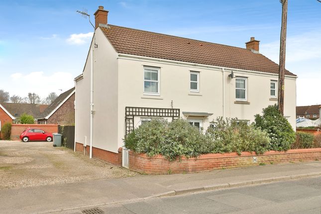 Semi-detached house for sale in Norwich Road, Lingwood, Norwich