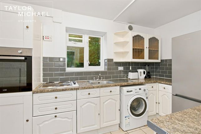 27, Hillside, Brighton photo 4