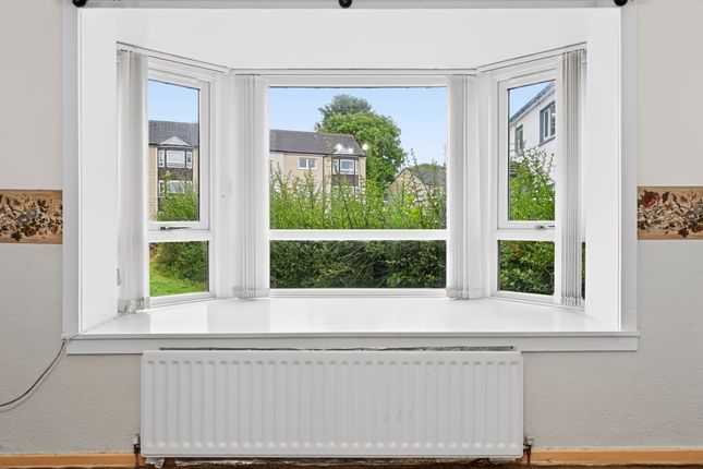 28 Avonbank Avenue, Grangemouth photo 4