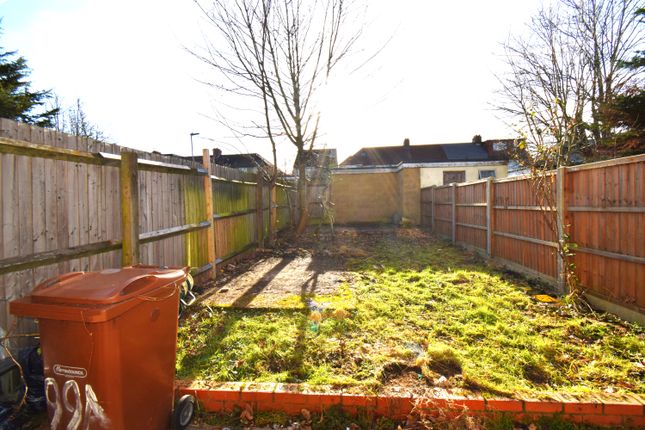 2 Bedroom Semi-Detached in HA2 8PW