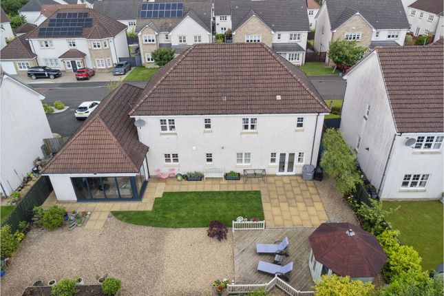 43 Rutherford Drive, Lenzie, Glasgow photo 2