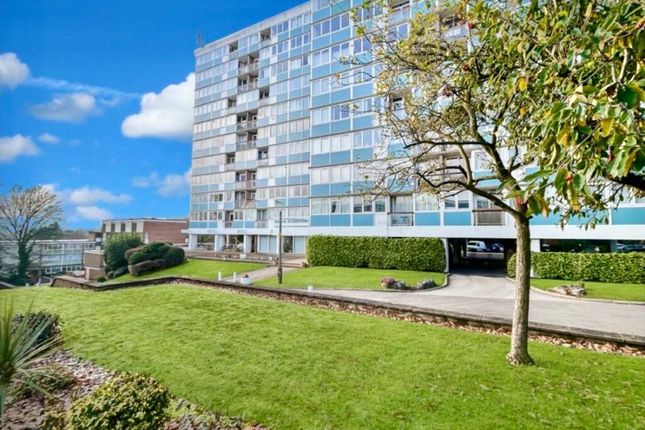 Thumbnail Flat to rent in Kenilworth Court, Coventry