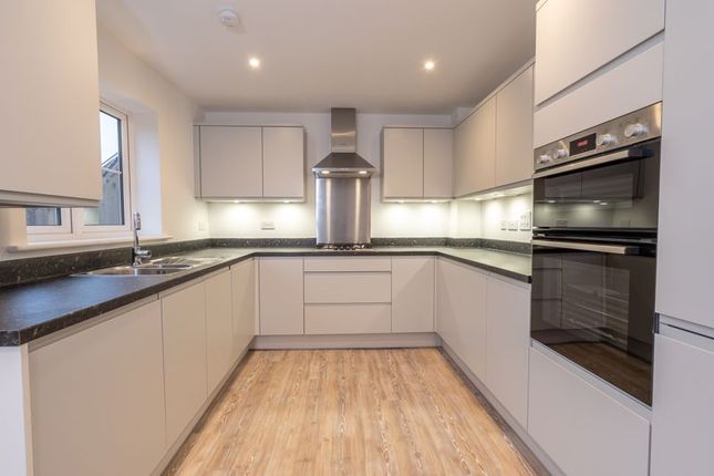 Homes To Let In Victoria Road Chichester Po19 Rent