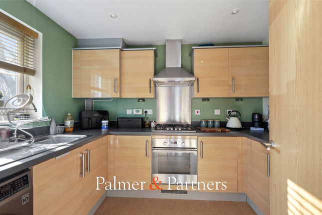 63, Salamanca Way, Essex photo 2