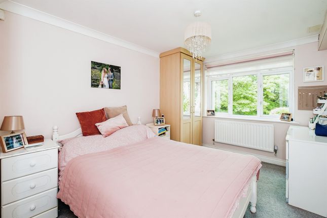 Flat for sale in Clays Hill, Bramber, Steyning