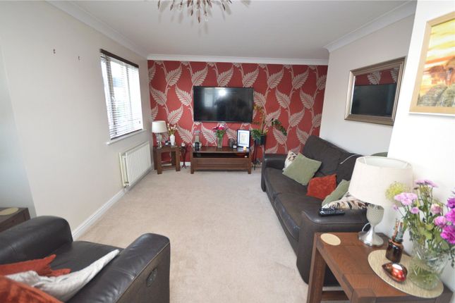84, Orchid Close, Bedfordshire photo 2