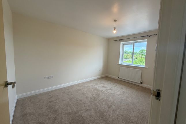 19, Brookhaven Way, Rotherham photo 4