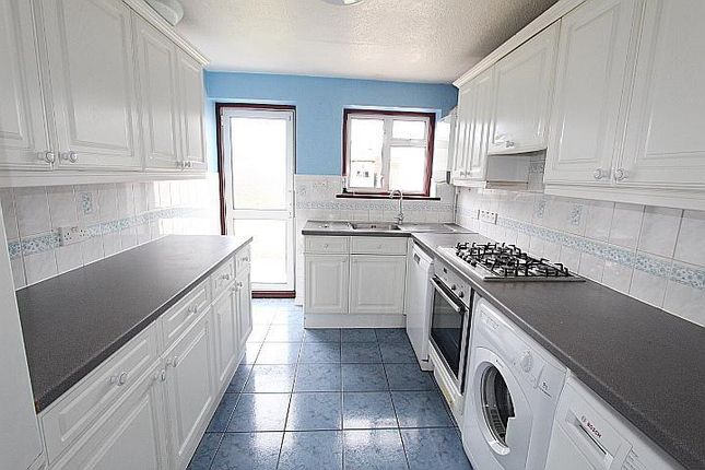 7, Attlee Road, Hayes photo 5