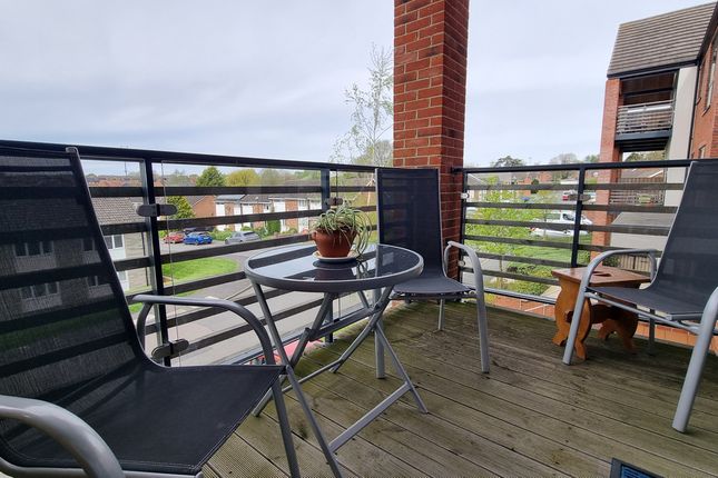 Flat for sale in Tithe Lodge, Southam