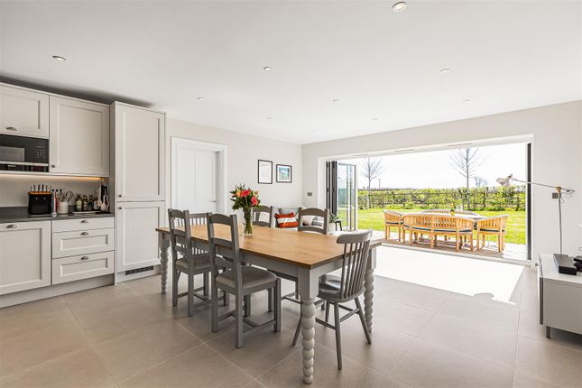3, Townend, Steeple Aston photo 3
