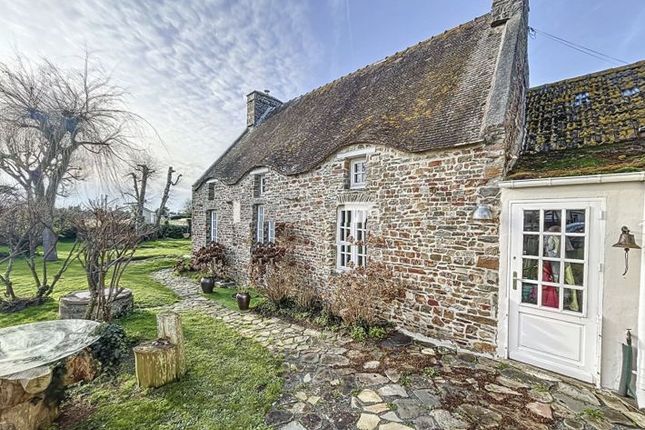 Thumbnail Country house for sale in Saint-Germain-Sur-Ay, Basse-Normandie, 50430, France