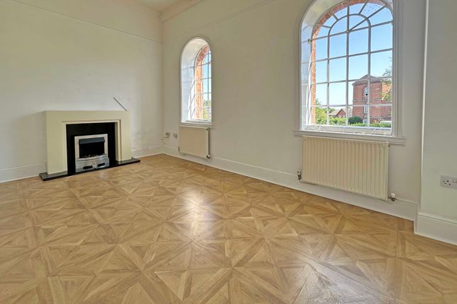 5, Lawrence Walk, Exeter photo 4