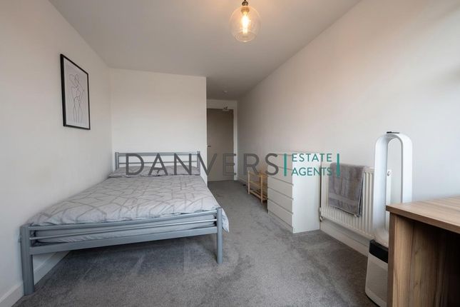 Flat 15, 100, Vaughan Way, Leicester photo 5