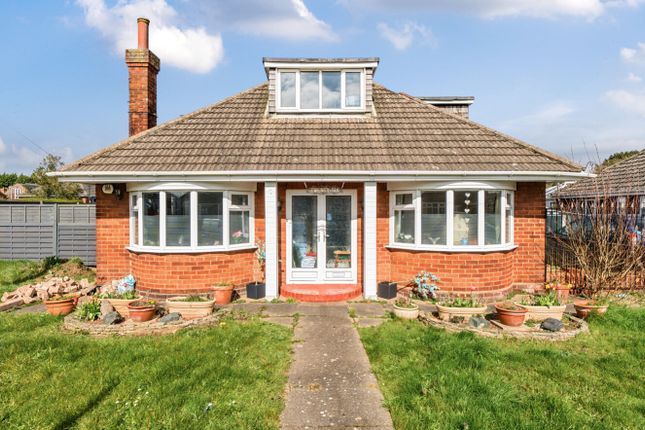 Detached bungalow for sale in Barry Avenue, Grimsby, Lincolnshire