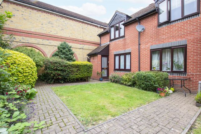 End terrace house for sale in Beecholm Mews, Cheshunt, Waltham Cross