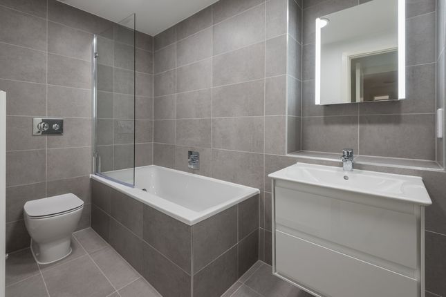 59, Central Park, 171-173 Preston Road photo 4