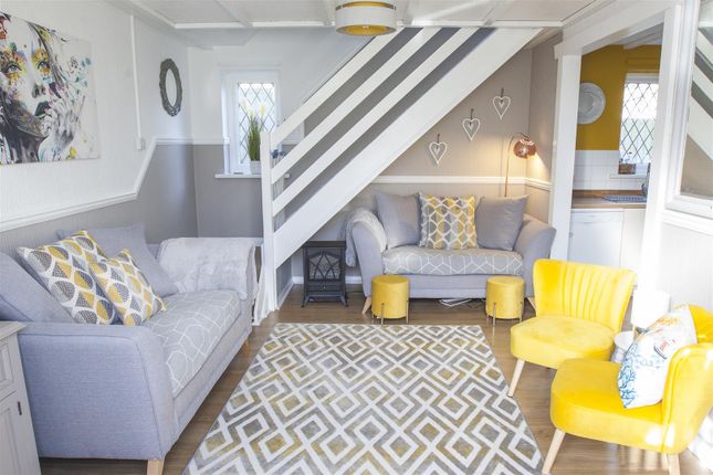 Poachers Cottage, St Florence Cottages, Tenby photo 4