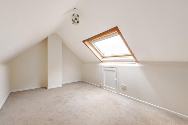 Semi-detached house to rent in Woodstock, Oxfordshire