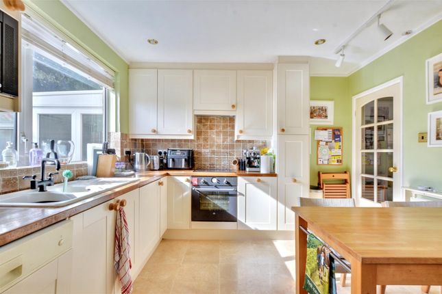 43, Salcombe Drive, Nottingham photo 2