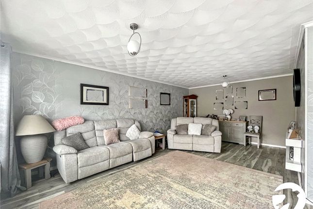 9, School Lane, Sittingbourne photo 2