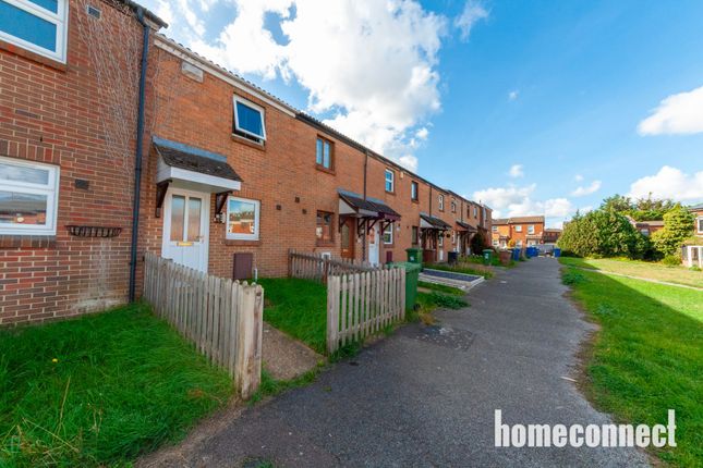18 Cornwall Gate, Purfleet-On-Thames photo 3