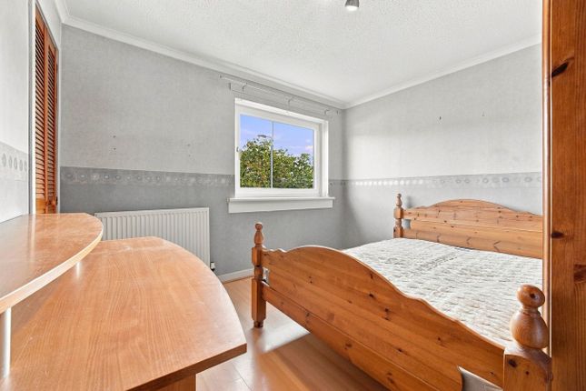 Hillpark Rise, Kilwinning photo 4