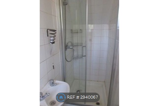 Retford Road, Romford photo 5