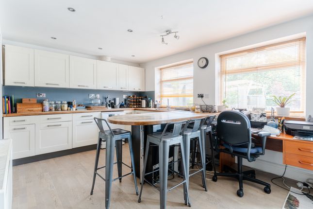63 Avonmouth Road, Bristol photo 3