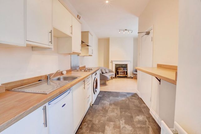 49, Hunters Road, Newcastle Upon Tyne photo 3
