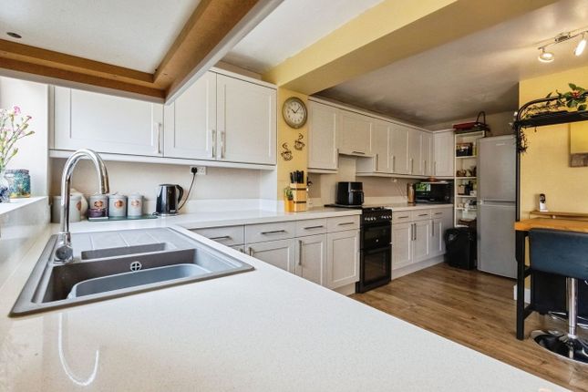 39, Hastings Court, Normanton photo 4