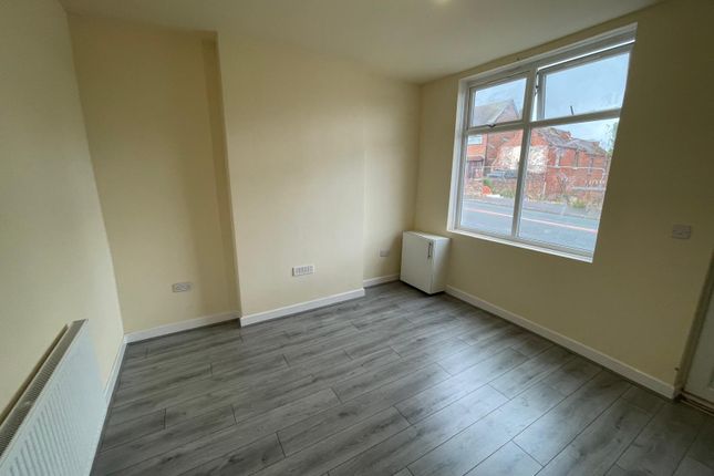 End terrace house to rent in Commonside, Brierley Hill