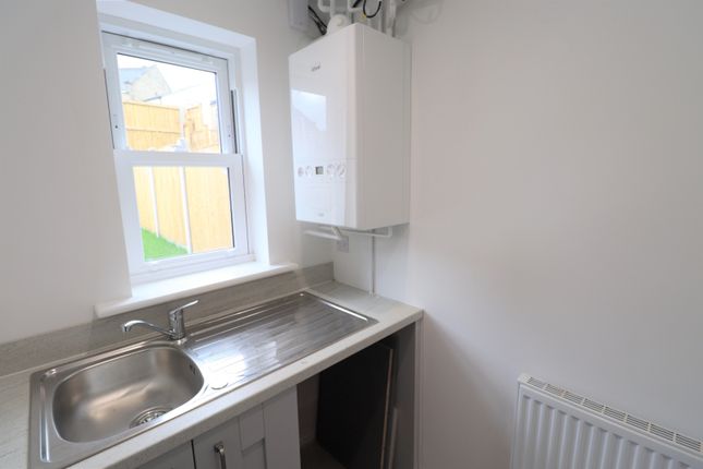 Plot 1, 37, Fartown, West Yorkshire photo 4