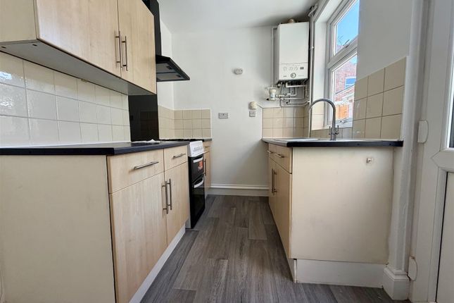 80, Macdonald Road, Leicester photo 4