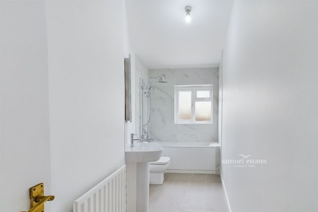 4-5 Purley Way Crescent, Croydon, CR0 photo 4